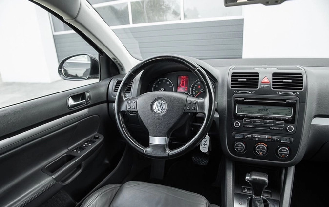 Volkswagen Golf cena 19900 przebieg: 181000, rok produkcji 2008 z Rychwał małe 379